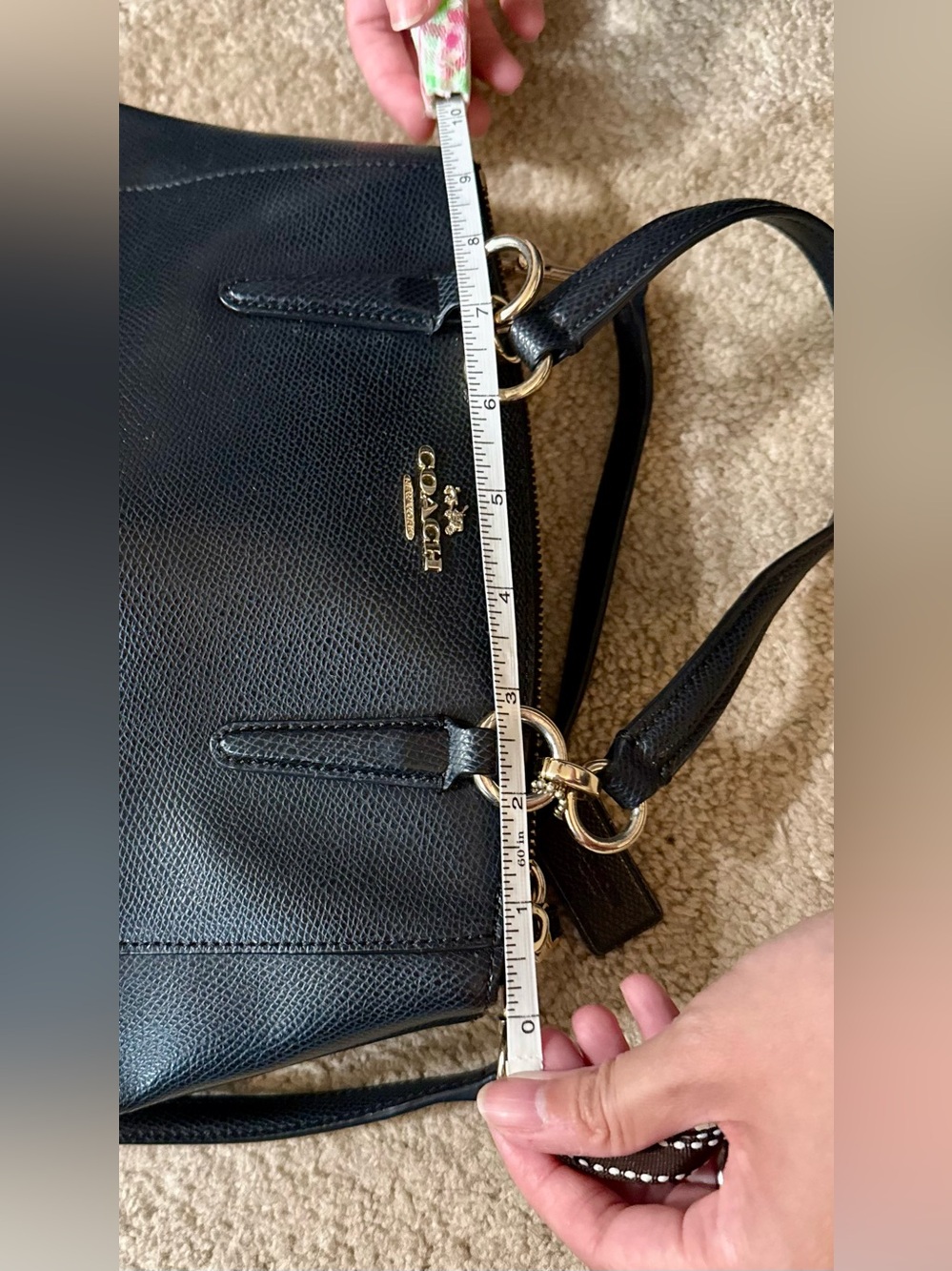 Coach Black Pebbled Leather Shoulder Bag with Gold Hardware - Picture 7 of 14
